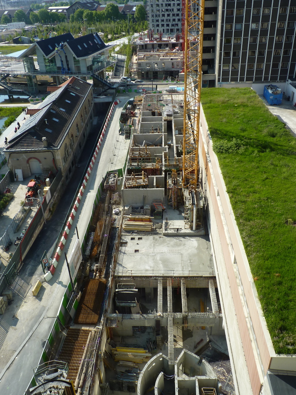 Vue générale, de haut, du chantier de Parc 17