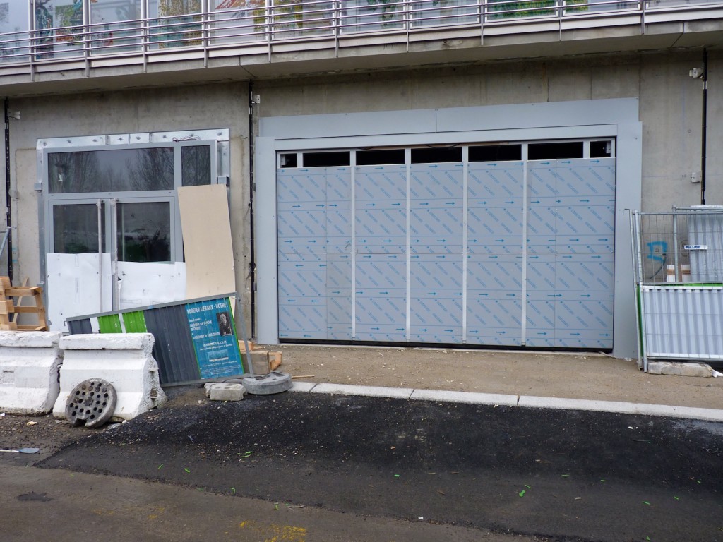 Porte du parking